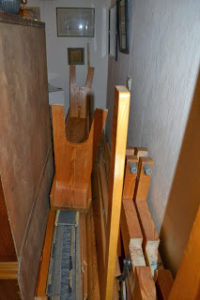 Mattvävstol i delar med pall  - Loom details